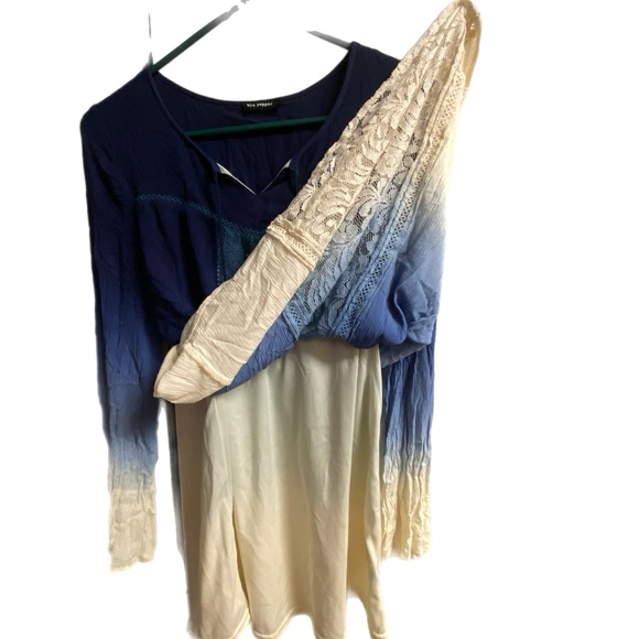 Blu Pepper Blue and Cream Ombre Blouse with blue tassels. Size M - Picture 3 of 8